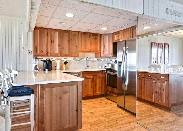 Harbour Island 307l Apartment